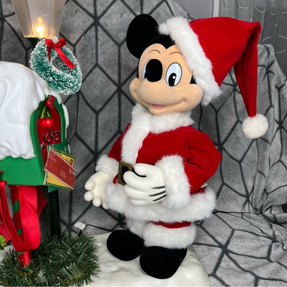 90s Disney Holiday Animatronic Mickey Mouse ‘Christmas at our House’ 1995 Telco - Picture 6 of 11